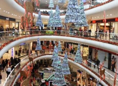 Gürcüstanda ticarət mərkəzləri bu tarixdən açılacaq