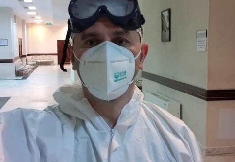 Pandemiya xəstəxanasının həkimi: “Virus insanı öldürməklə faktiki özünü məhv edir”