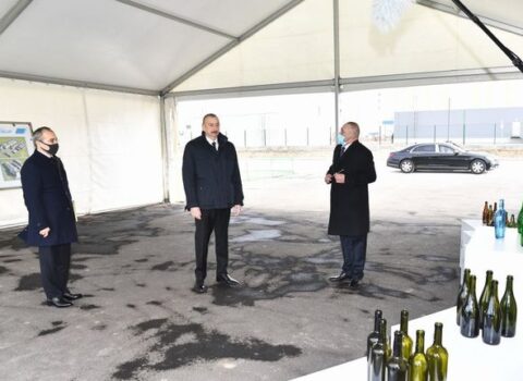 Azərbaycanda yeni şüşə istehsalı zavodu inşa edilir
