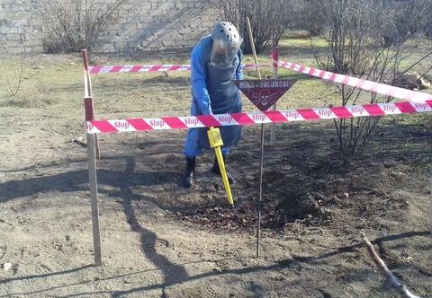 Ermənilərin basdırdığı minalar zərərsizləşdirildi- FOTO