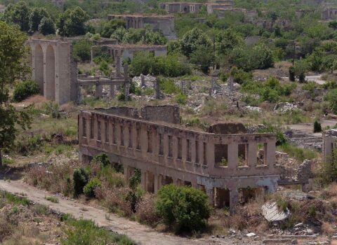 Ekspert: “Qarabağın yenidən qurulması planı 50 illik dövrü əhatə etməlidir”