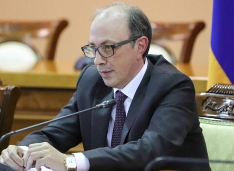 Bakı erməni naziri bu yolla işdən qovdura bilər