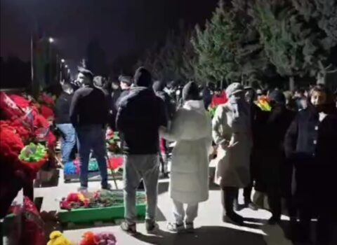 Sumqayıtın Şəhidlər xiyabanında nə baş verib? – FOTO