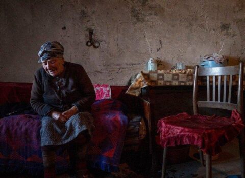 Ermənistanda əhali qazpulunu verməkdə çətinlik çəkir