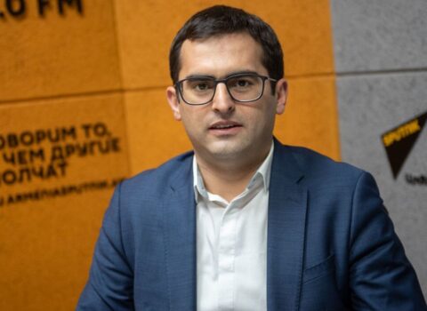 İrəvan geri addım atdı: “Putinin həbsini nəzərdə tutan sənədin qarşısını almaq üçün variantlar var”