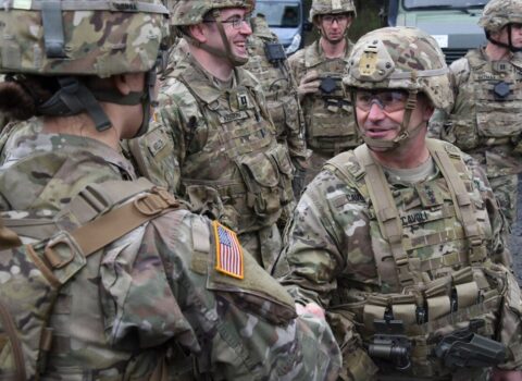 Vens ABŞ ordusuna 90 dəqiqəlik TƏLİM KEÇDİ