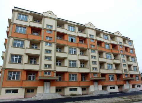 Köçkünlər üçün tikilən evlər şəhid ailələrinə nə vaxt veriləcək? – RƏSMİ