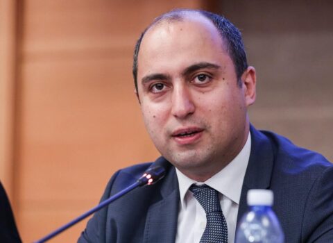Təhsil naziri virtual dərslərə girməyən müəllimlərlə bağlı məsələyə aydınlıq gətirdi