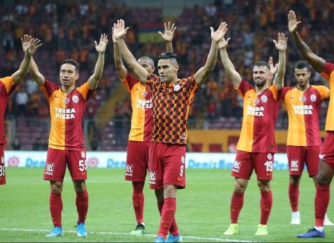 “Neftçi” “Qalatasaray”ın bu futbolçusunu alır