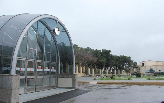 Bakıda yerüstü metrostansiya tikilir Bakıda yerüstü metrostansiya tikilir