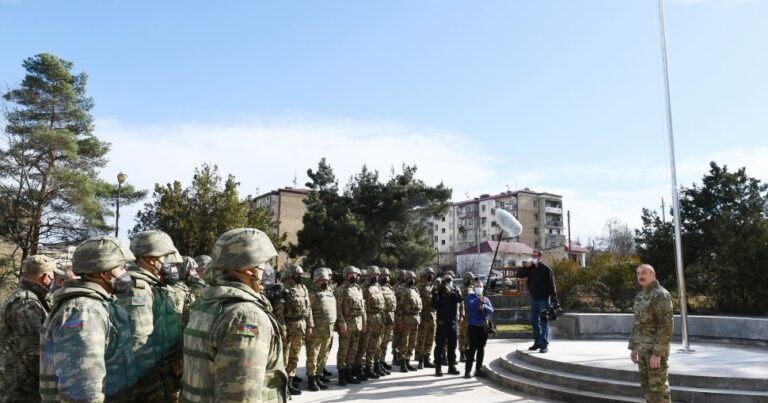 Azərbaycan Prezidenti: “Bizim şəhərlərimizi bu günə salan Sarkisyan-Koçaryan cütlüyüdür” Azərbaycan Prezidenti: “Bizim şəhərlərimizi bu günə salan Sarkisyan-Koçaryan cütlüyüdür”