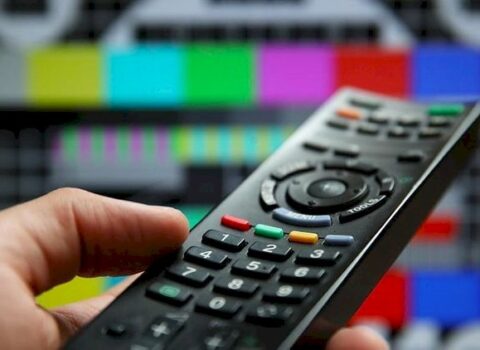 Ermənistanda Rusiya telekanallarının açıq yayımı saxlanıldı