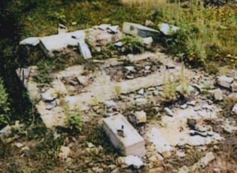 Erməni vandalizmi: Cəbrayıl rayonunun Quycaq kənd qəbiristanlığı dağıdıldı – VİDEO