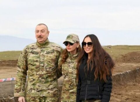 Leyla Əliyevadan valideynlərinin evlilik ildönümü ilə bağlı paylaşım – FOTO