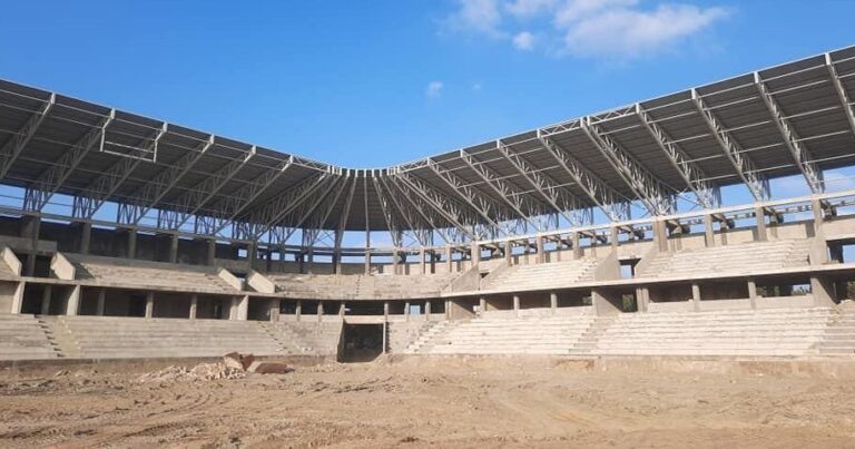 Sumqayıtda yeni stadionun tikintisi yekunlaşmaq üzrədir – FOTO Sumqayıtda yeni stadionun tikintisi yekunlaşmaq üzrədir – FOTO