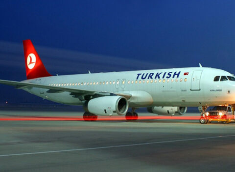 İstanbul-Bakı reysində nasazlıq – Sərnişinlər təxliyə edildi