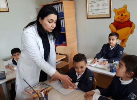 Şagirdlər poliklinikalarda tibbi baxışdan keçəcəklər? – Nazirlikdən AÇIQLAMA