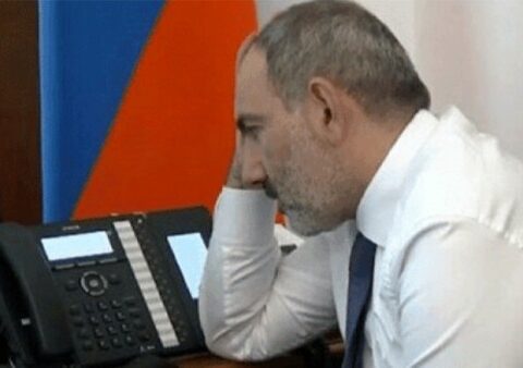 Paşinyan Putinə zəng etdi