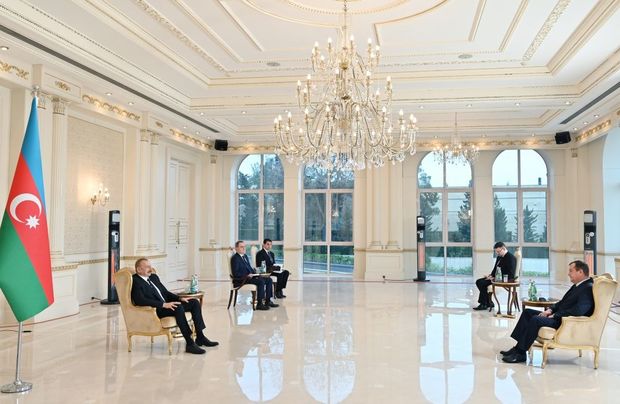 Prezident Belarus səfirinin etimadnaməsini qəbul etdi – FOTO Prezident Belarus səfirinin etimadnaməsini qəbul etdi – FOTO