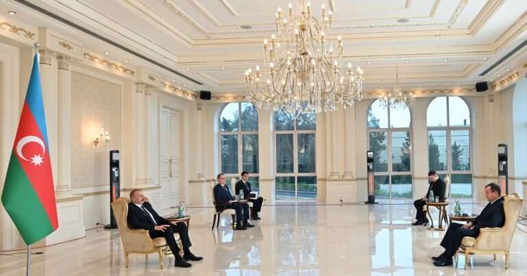 Prezident yeni səfirin etimadnaməsini qəbul etdi – YENİLƏNİB Prezident yeni səfirin etimadnaməsini qəbul etdi – YENİLƏNİB