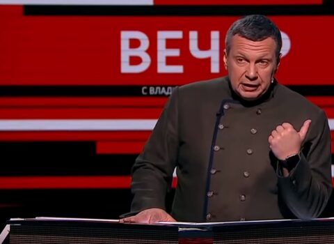 Ermənipərəst teleaparıcıdan Rusiya efirində şok sözlər: “Hitler çox cəsur insan idi” – VİDEO