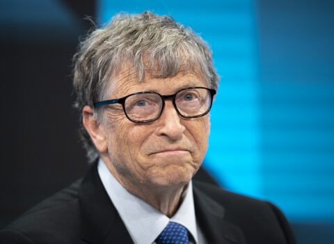 Bill Qeyts milyarderlər siyahısında beşinci yerə endi