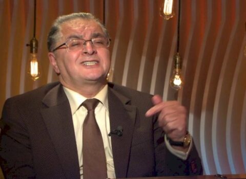 “Nazirlərimiz məsciddə namaz qılıb, Qurana əl də bassalar, onlara inanmayacam…”