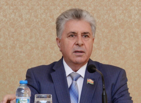 Vitse-spiker: “Sözdür də deyirlər…” – Bu, Azərbaycanda ETİRAZ doğurdu