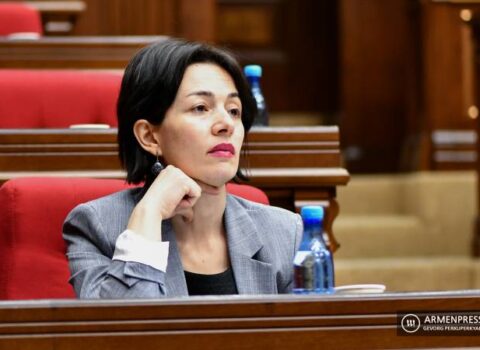 Ermənistanın nazir müavininə Türkiyə pasportu verildi…
