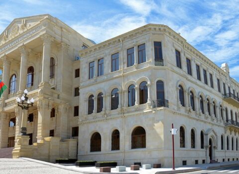 Baş Prokurorluq məlumat yaydı