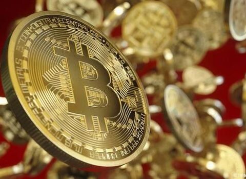 Bitkoinin qiyməti 100 min dolları keçdi