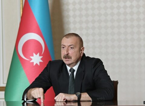 Prezident bu qurumları tənqid etdi: “Hərə otursun yerində, öz işi ilə məşğul olsun”