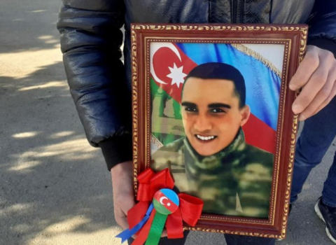 Uşaq evində böyüyən şəhidimiz DƏFN EDİLDİ – FOTOLAR