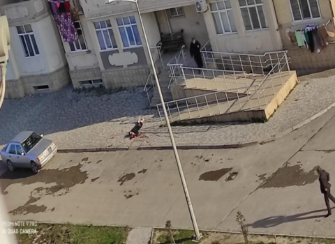 Bakıda daha bir intihar: gənc qadın özünü binadan atdı