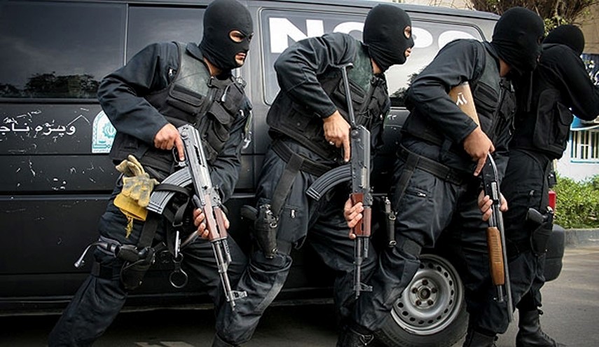 İranda silahlı şəxs 3 nəfəri öldürdü, 5 nəfər yaralandı