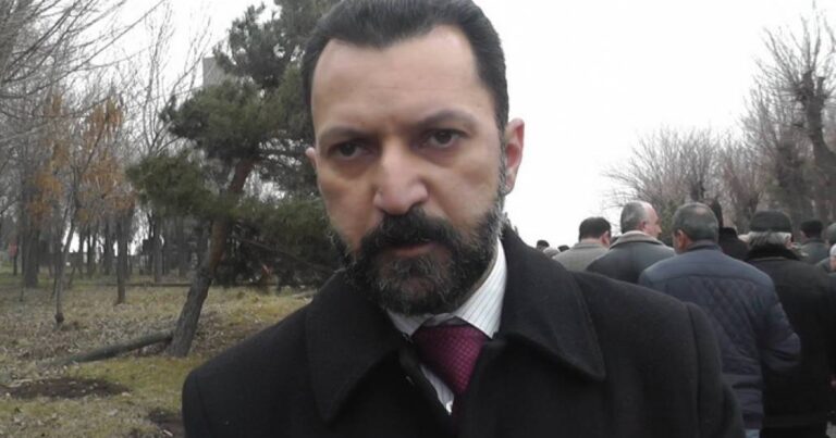 Generallarımız danışmaq vaxtının gəldiyini anlamalıdırlar- Gevorq Gevorqyan Generallarımız danışmaq vaxtının gəldiyini anlamalıdırlar- Gevorq Gevorqyan
