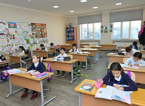 Bakıda daha bir məktəbdə əyani tədris bərpa olundu