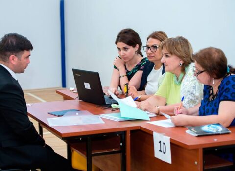 Müəllimlərin işə qəbulu ilə bağlı növbəti vakansiya