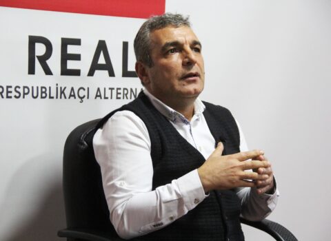 “Məmurların qazancı vətəndaşın üzərinə yüklənilir” – Ekspert