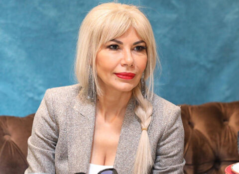 Nərgiz Cəlilova televiziyalarda maaş azlığından şikayətləndi