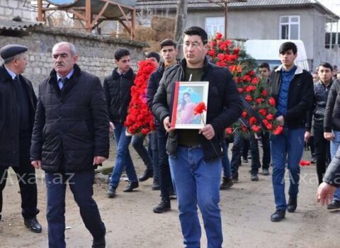Bu şəxslər hələ də azadlıqdadır – Nərminin atası