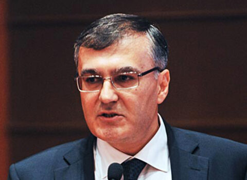 Fuad Axundov: “Ermənistan açıq səma altında vandalizm “muzeyi”dir”