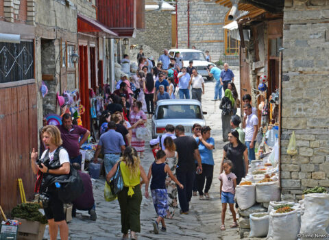 Rayonlara gediş-gəlişin bərpası bölgələrdə turizmə necə təsir edib?