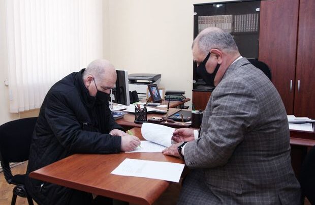 Hökumət müxalifət partiyasına OFİS VERDİ Hökumət müxalifət partiyasına OFİS VERDİ