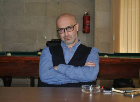 Rejissor həmkarlarına səsləndi: “korona teatrı öldürür”
