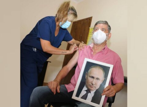 Argentinalı mer Putinin portreti ilə peyvənd olundu – SƏBƏB