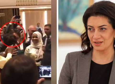 Tanınmış siyasətçinin Anna Akopyanı gözlənilmədən öpməsi görüntüləri yayıldı – VİDEO