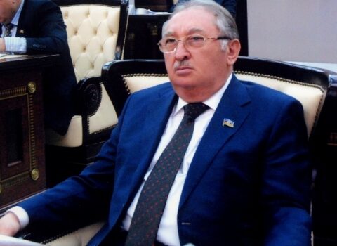 Əhməd Vəliyev iflas ərəfəsində: “İmperiya” çökür