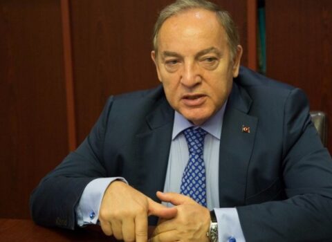 Afrikadan qovulan əliqanlı Fransa Cənubi Qafqaza gəlmək istəyir