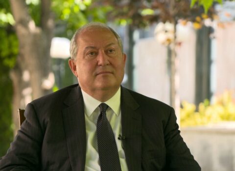 Sarkisyan: “Siyasi mübarizə qanunun hüdudlarından kənara çıxmamalıdır”